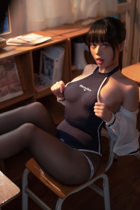 asian solo nude picture