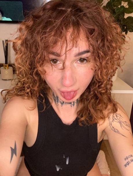 ahegao pěkně nahá obrázky
