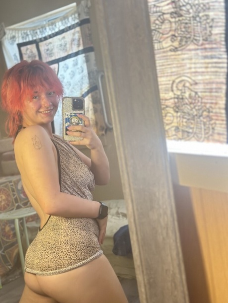 bent over selfie sexy nudes images