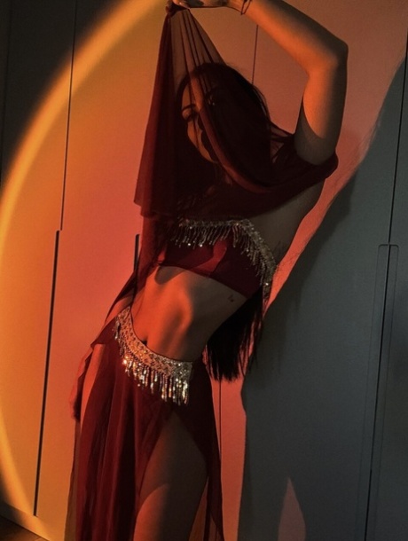 skinny model free porn gallery