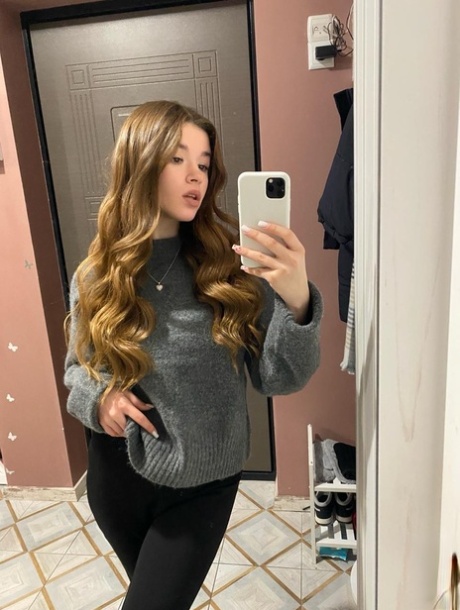 amatérské teenagerské selfie porno xxx obr