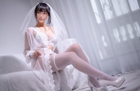 bride sexy nude gallery