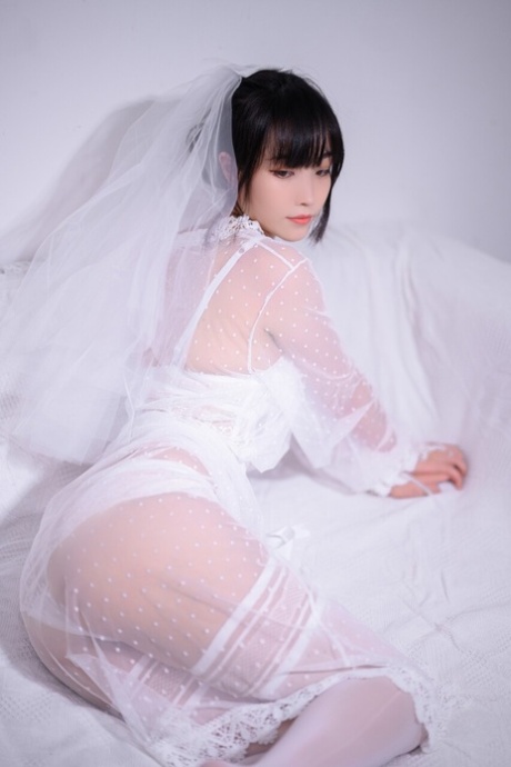 角色扮演内衣 裸體藝術 照片