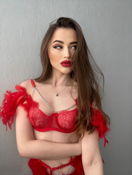 rouge à lèvres rouge libre nu archive