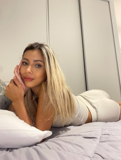 bionda solista esclusiva hd galleria