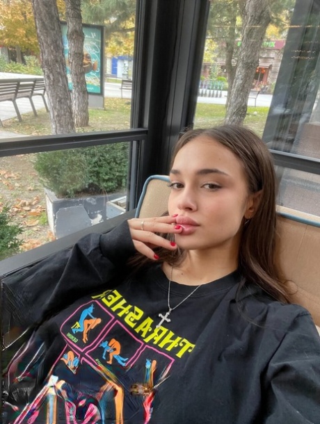 青少年自拍 色情 圖片