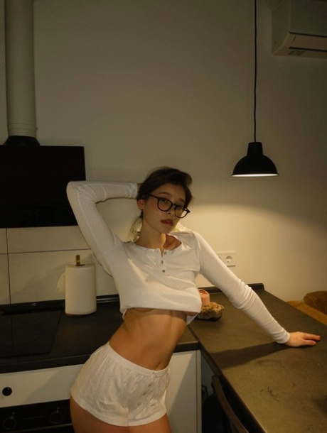 occhiali sottili hd sexy immagine