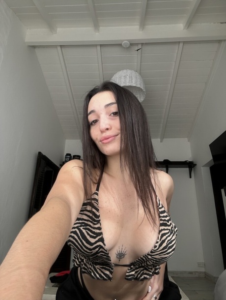 naoliwiony tyłek idealny erotyk galerie
