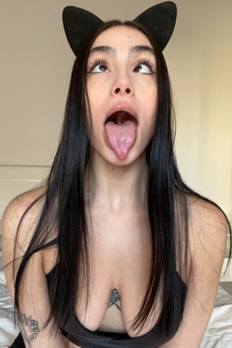 ahegao nahý exkluzivní img
