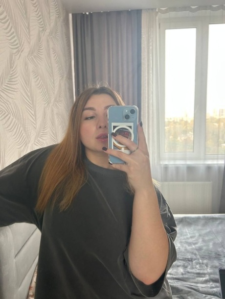 mirror beautiful xxx photo