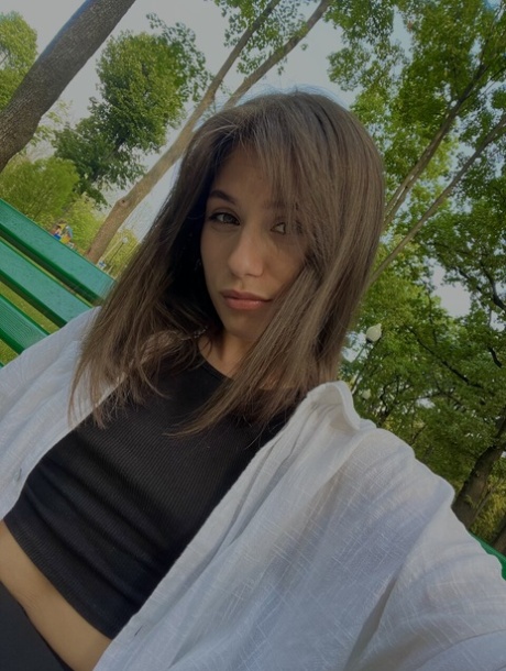 毛深い主婦 美しいヌード 写真