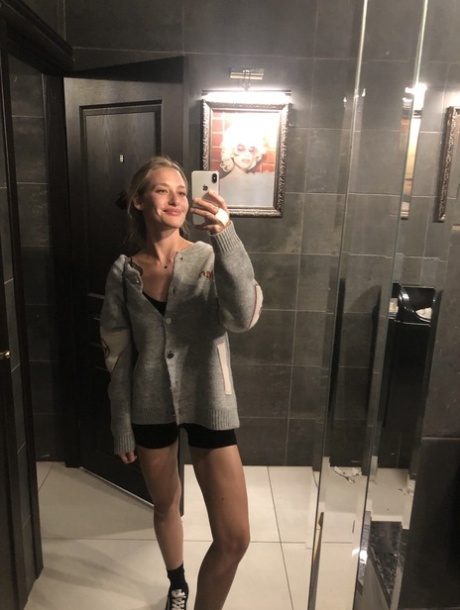 amateurselfie naakten afbeeldingen