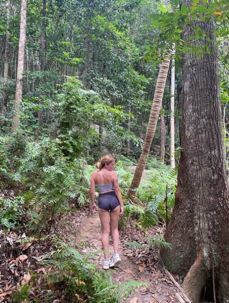 redhead outdoor nice pics