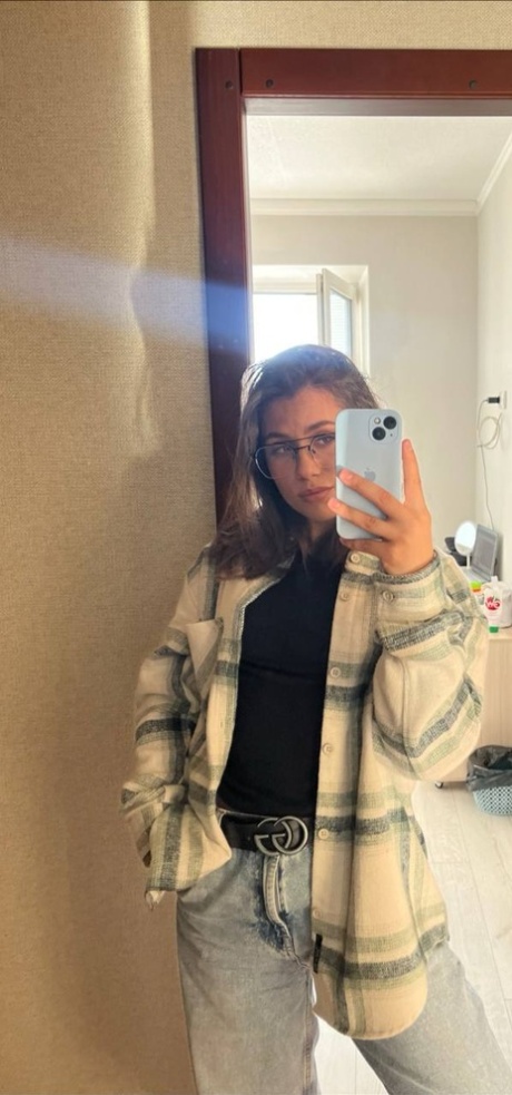 selfie v zrcadle špičková pornografie galerie