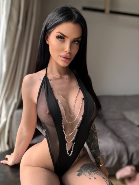 amateur solo hot photo