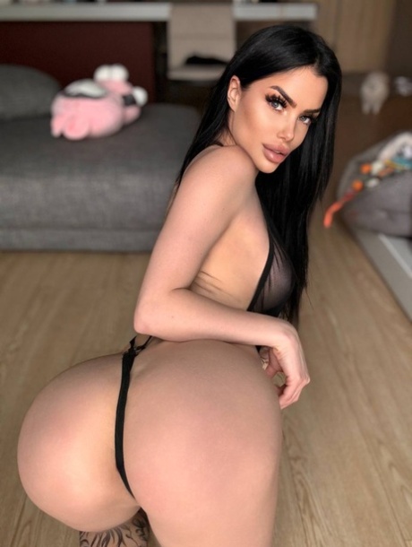 brune maigre érotique exclusif images