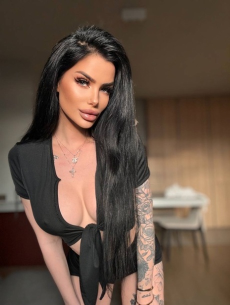 duże cycki amatorskie pornograficzne xxx zdjęcie