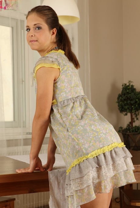 Suzi Star star exclusive pics