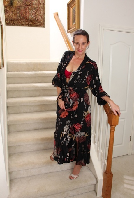 Genevieve Crest pornstar hd images