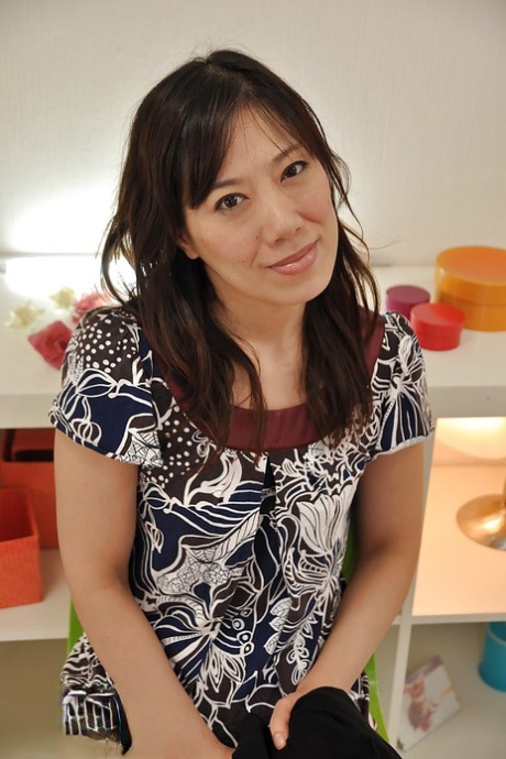 日本熟女 色情片 照片
