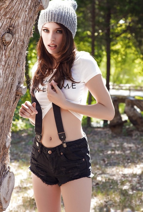 nudista adolescente gratis xxx imágenes