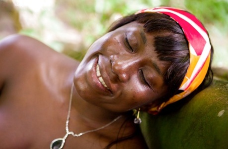 african mature free naked pictures