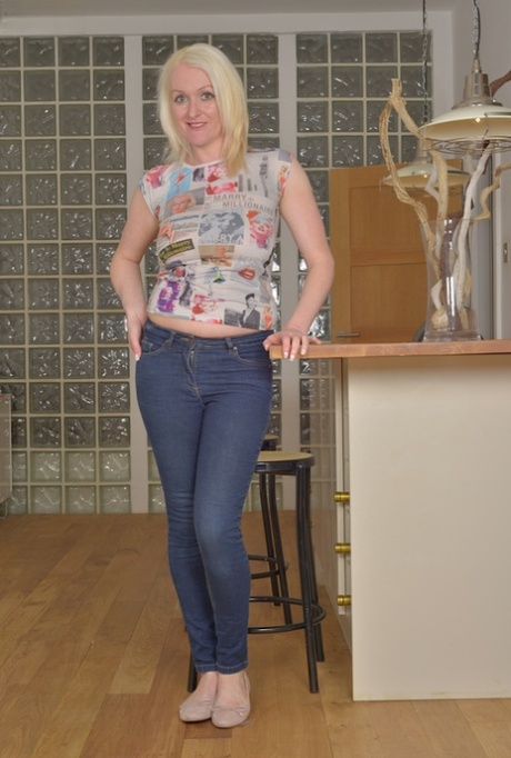 Jade Wilson exclusive model img