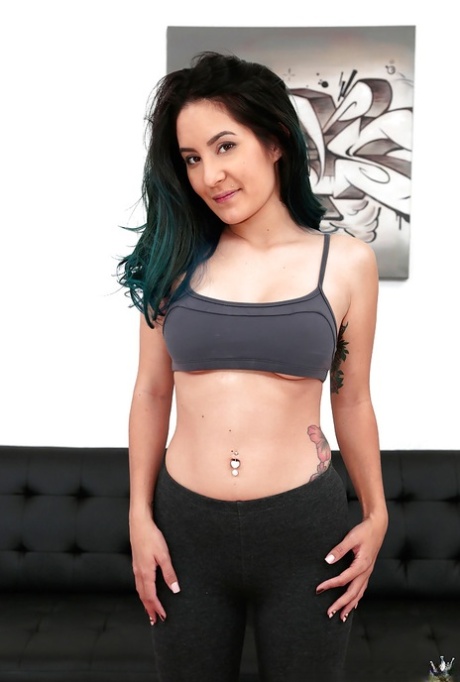 latinamerikansk yogabukse sex hd bilde