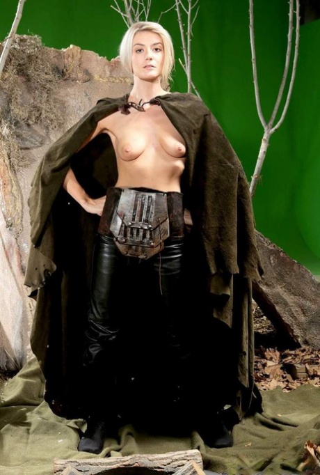 petits seins tombants meilleurs nus img