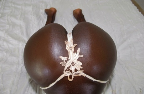 dunkle Haut Ebenholz nacktheit nette bilder