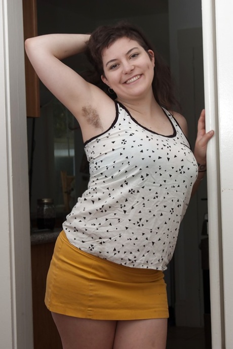 chubby skirt art nude photos