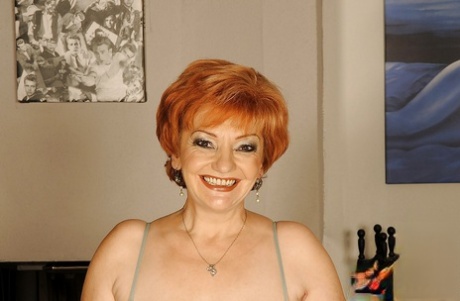 bedstemor ansigt perfekt sexet arkiv