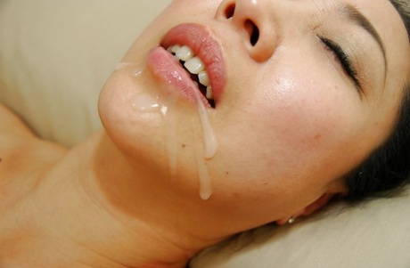 japansk sperma i munnen sex hd foton