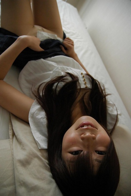 adolescente asiática solitaria xxx exclusivo imágenes