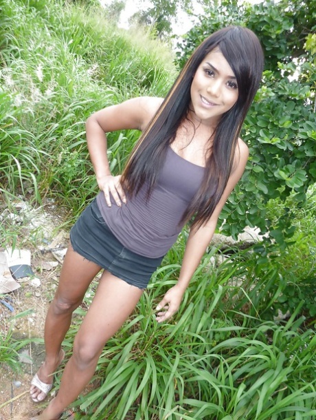 shemale outdoor hot nude img