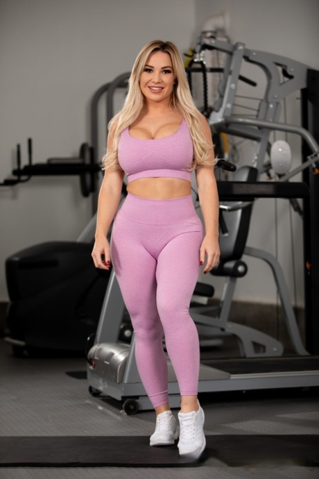lesbian yoga pants best picture