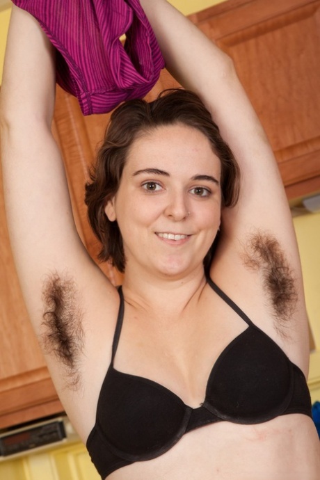 behaarte Achselhöhlen hd xxx foto