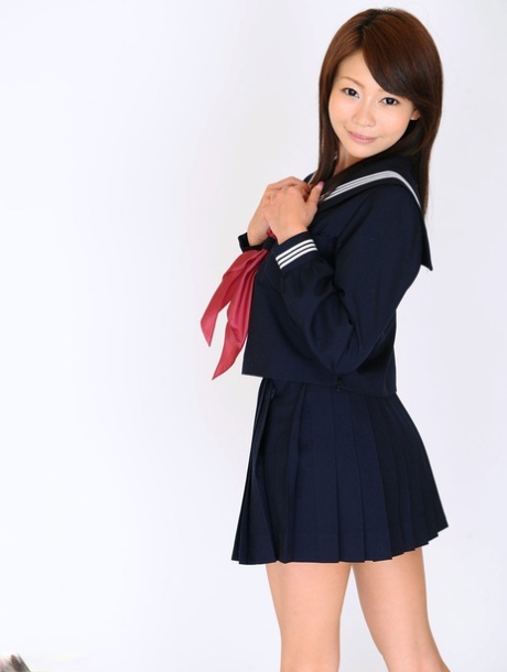 Yuri Aine model galleries