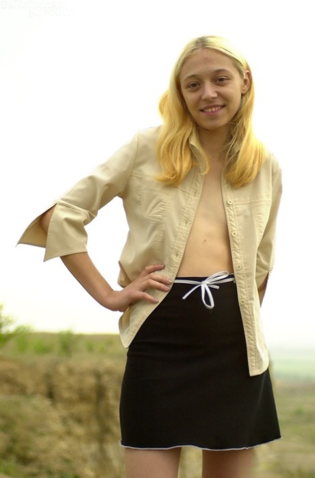 skinny small tits naked galleries