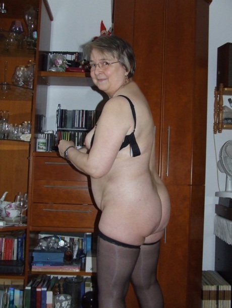 brýle s velkými prsy pornografický exkluzivní snímky