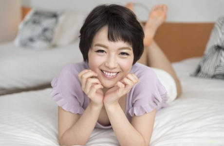 日本のショートヘア 無料ポルノ 写真