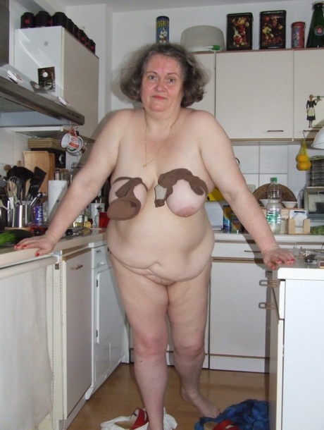 amateur granny hd picture