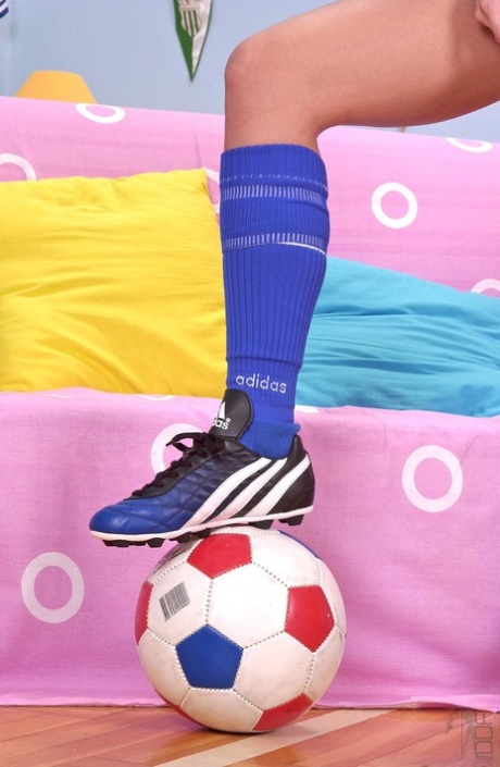thigh high socks beautiful nude pics