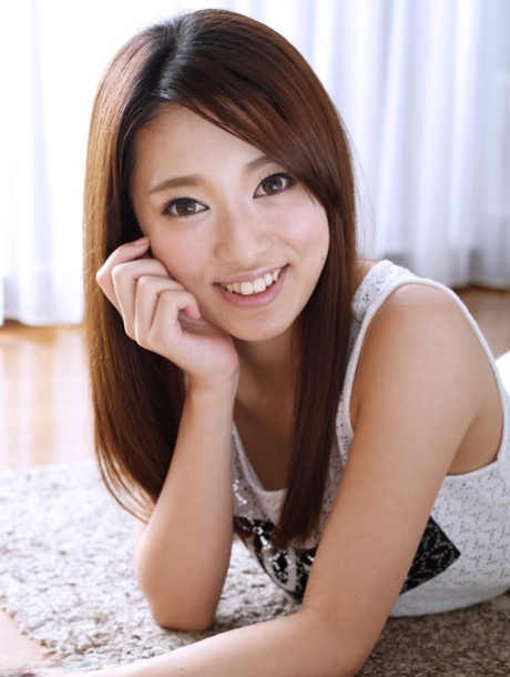 pequeña japonesa xxx desnudo galería