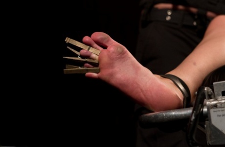 piedi bdsm adulto hd Immagine
