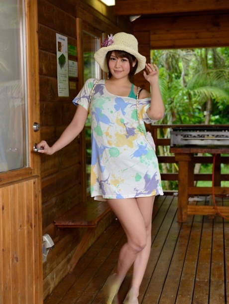 kurze Haare asiatisch erotische hd bild