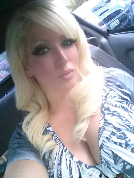 Alura Jenson pornstar beautiful pics