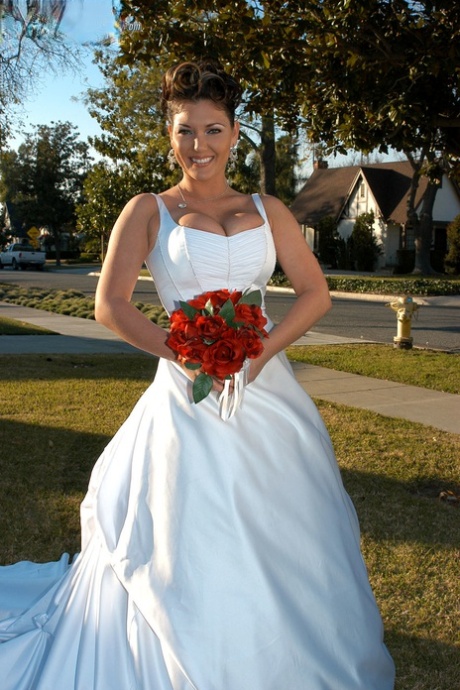bride art naked img