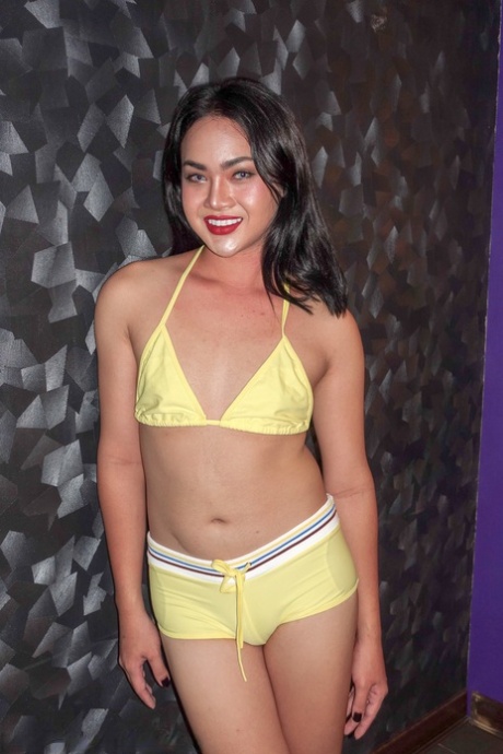 bikini da ladyboy piuttosto esclusivo foto