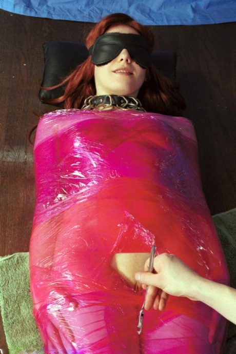 redhead bdsm beautiful naked img